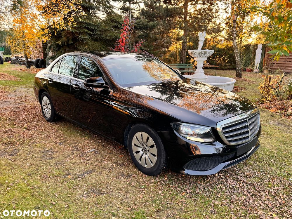 Mercedes-Benz E 200 2019 photo 3