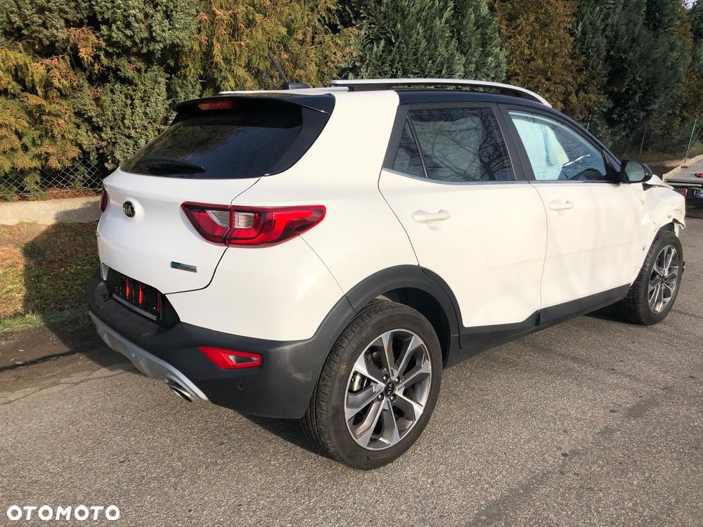 Kia Stonic - 3