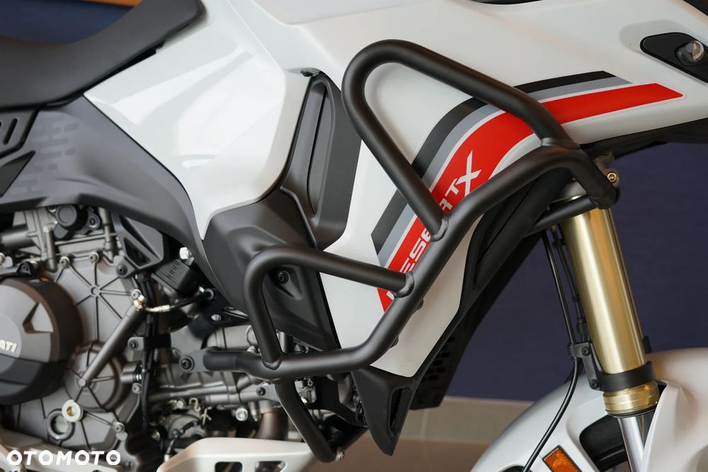 Ducati DesertX - 12