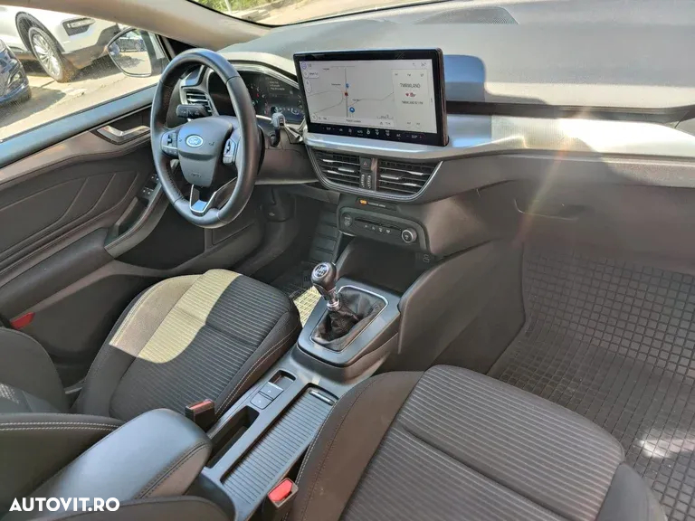 Ford Focus 1.0 EcoBoost Titanium - 13