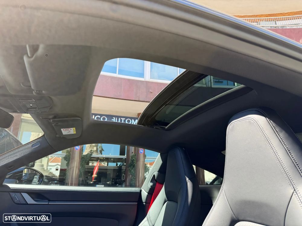 Porsche 911 (992) Carrera S - 15