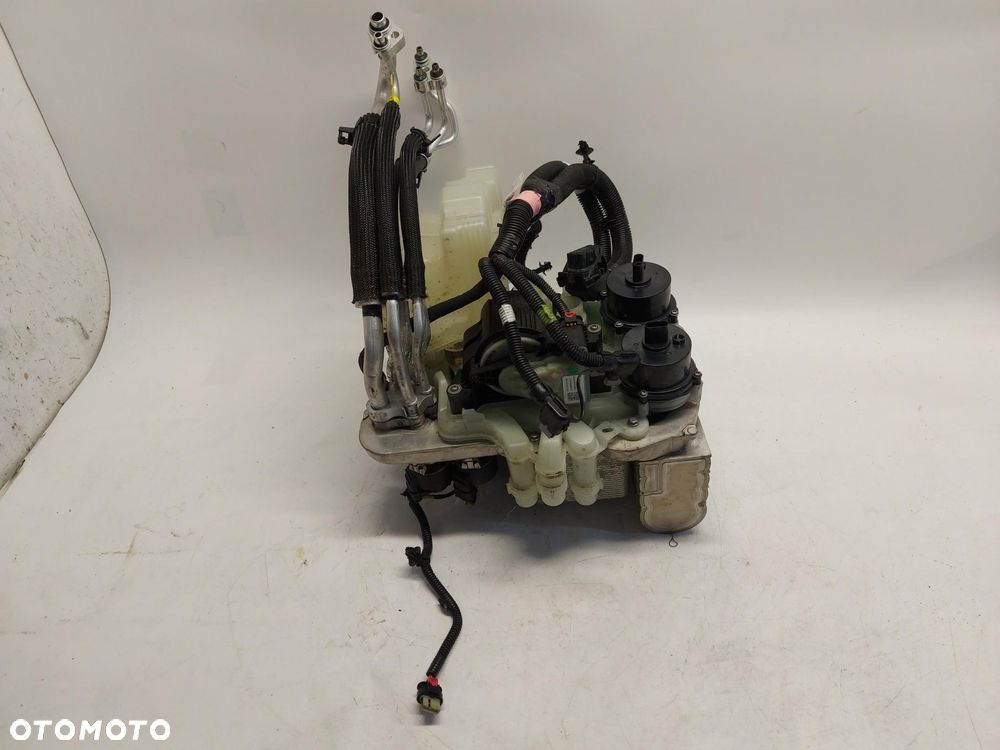 TESLA MODEL Y 2022 pompa ciepła zawór rozdzielacz 1625000-a9-b - 3