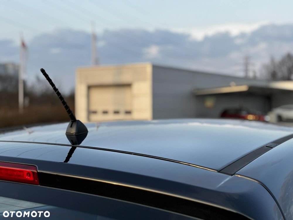 Hyundai i30 1.4 Base + - 25