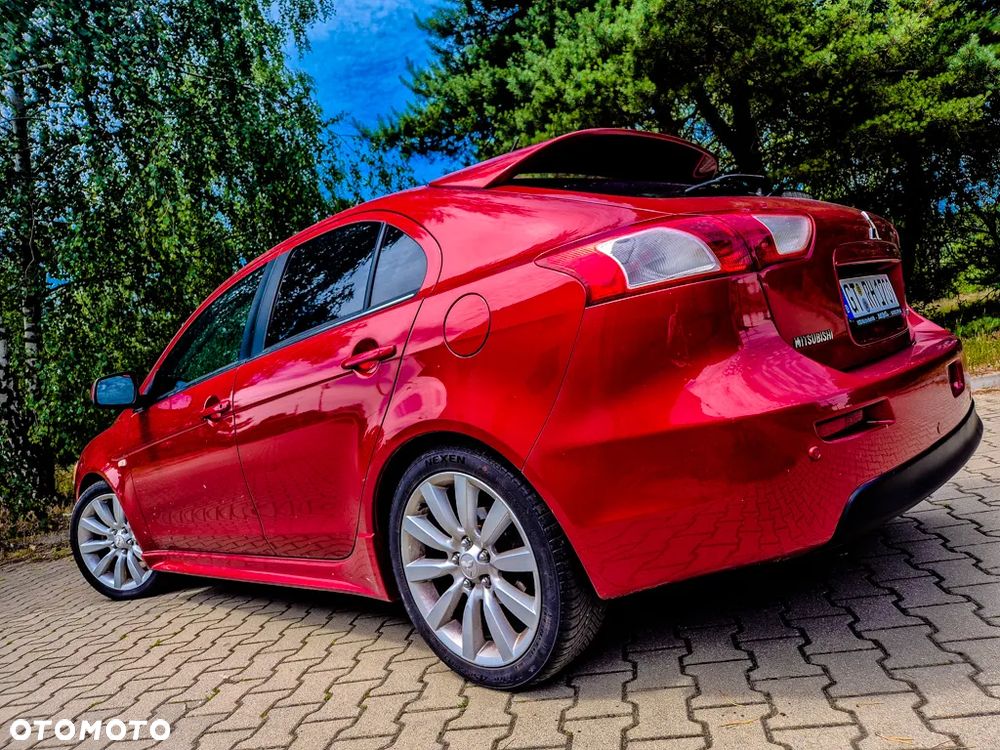 Mitsubishi Lancer - 3