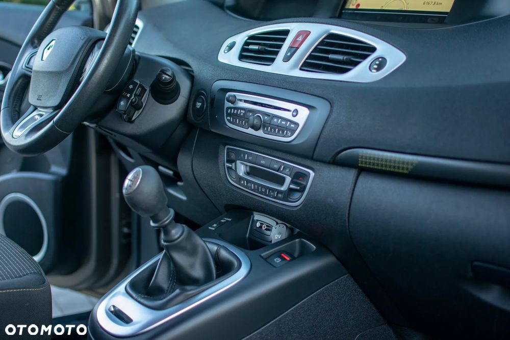Renault Scenic - 38