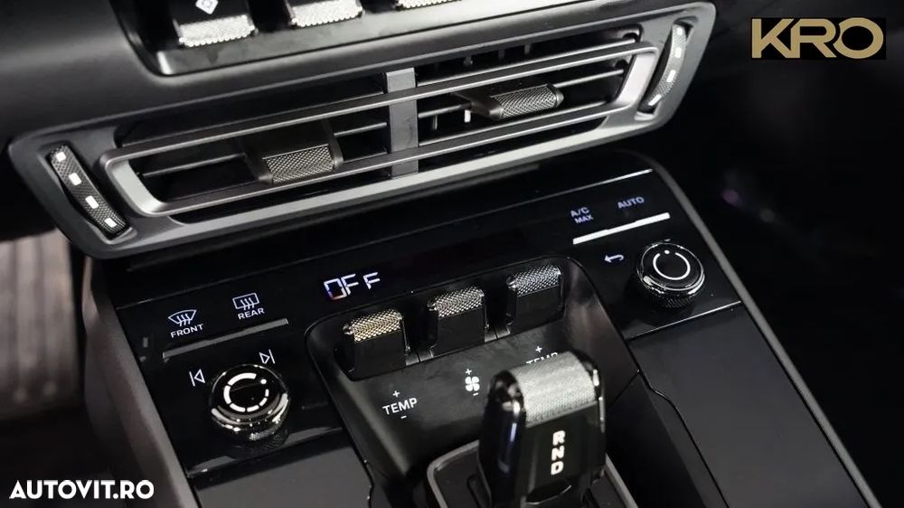 Porsche 911 Carrera PDK - 31