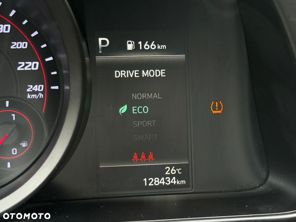 Hyundai Elantra 1.6 Modern CVT - 29