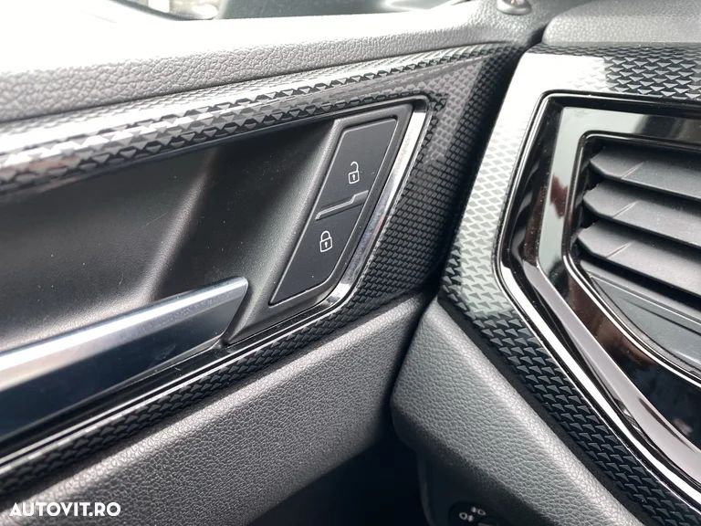 Volkswagen Taigo - 23