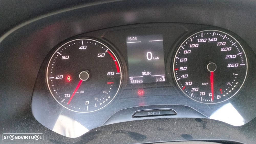 SEAT Leon 1.6 TDI DPF Ecomotive Style - 7
