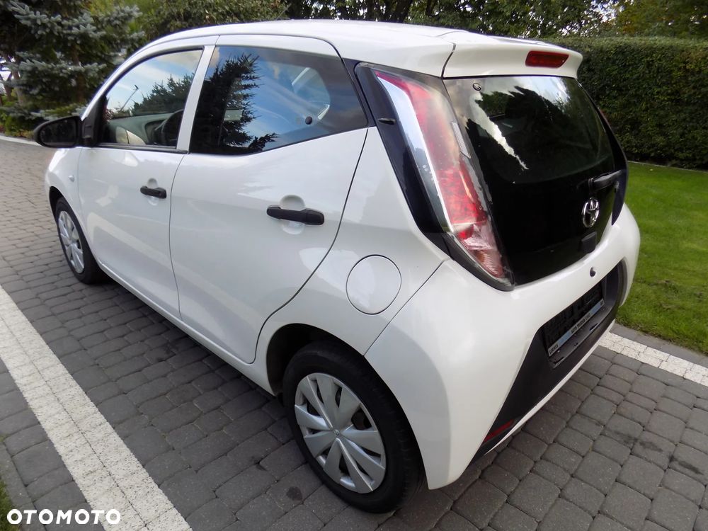 Toyota Aygo - 12