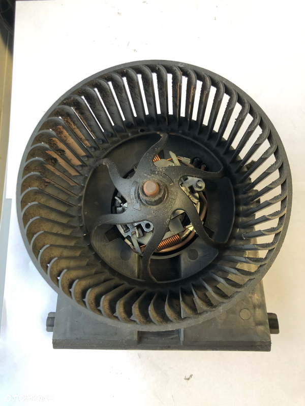 Wentylator Dmuchawa Nawiewu VW Skoda Audi 1J1819021B