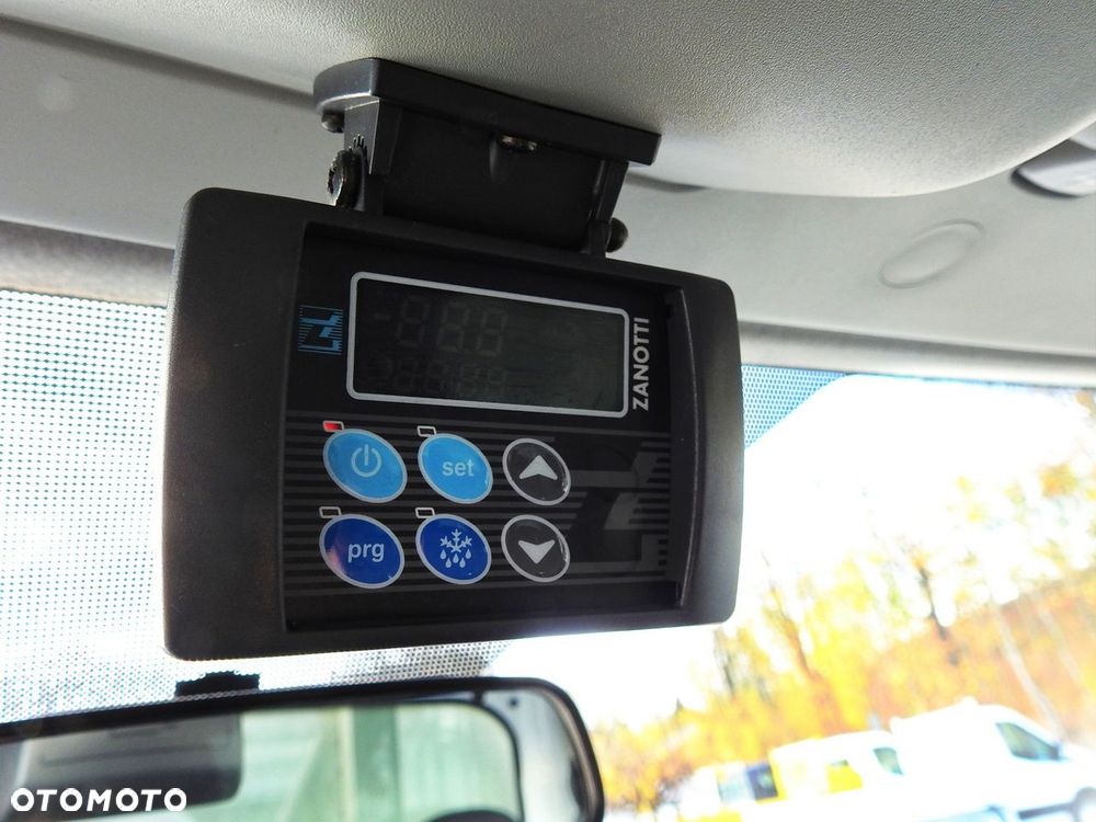 Ford TRANSIT CHŁODNIA KONTENER -10*C ZASILANIE 230V TEMPOMAT KLIMATYZACJA LEDY PNEUMATYKA BLIŹNIACZE KOŁA  130KM - 38