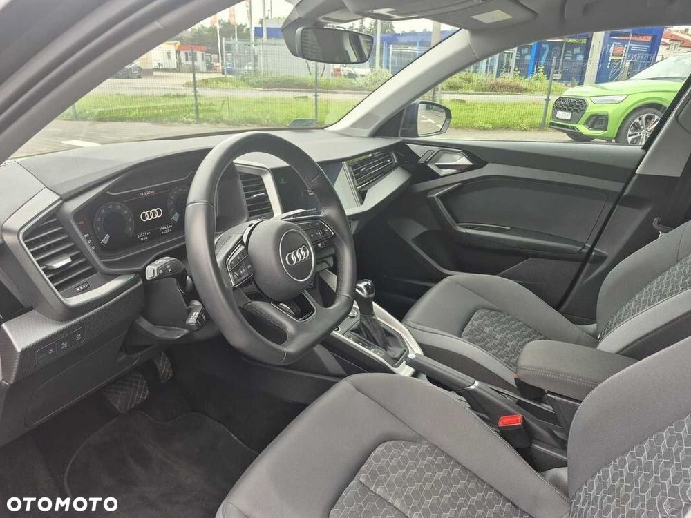 Audi A1 Sportback 35 TFSI Advanced S tronic - 12