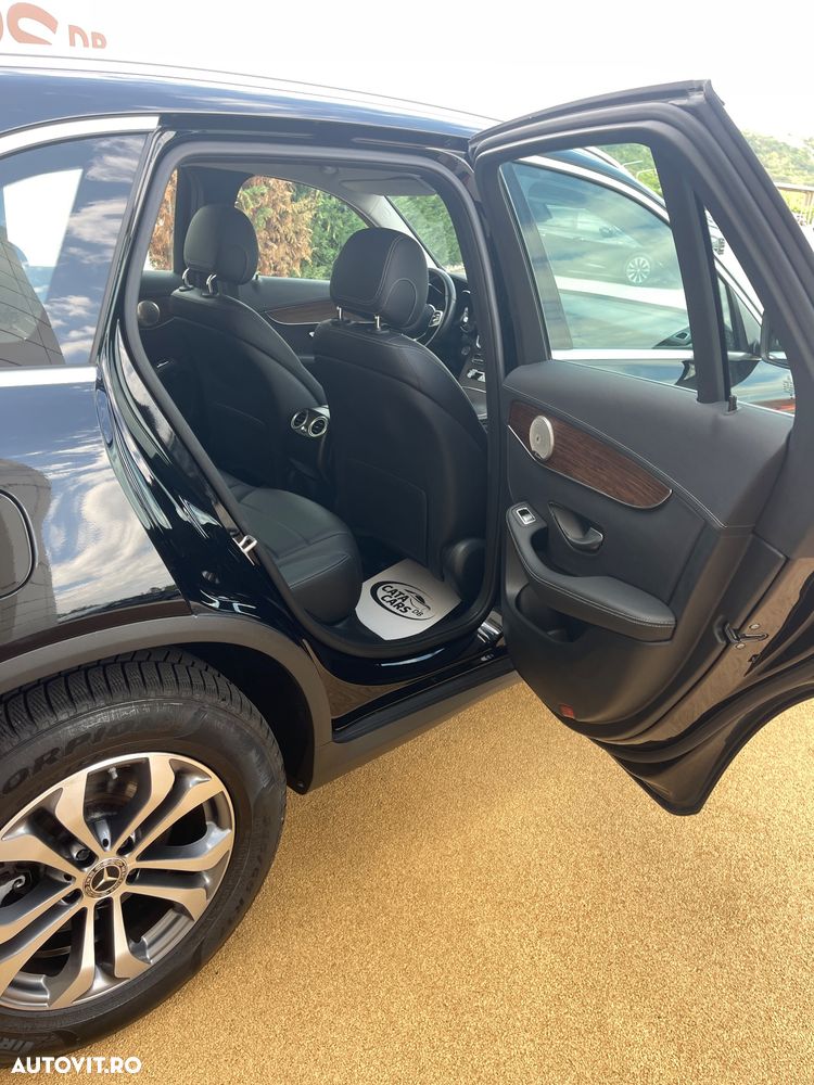Mercedes-Benz GLC 220 d 4MATIC 9G-TRONIC - 24
