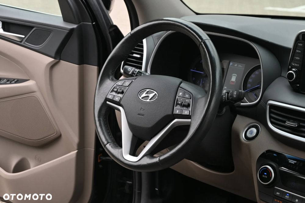 Hyundai Tucson 2.0 CRDi Premium 4WD - 24
