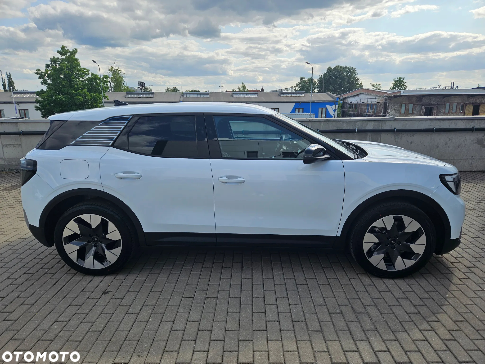 Ford Explorer 77kWh RWD - 13