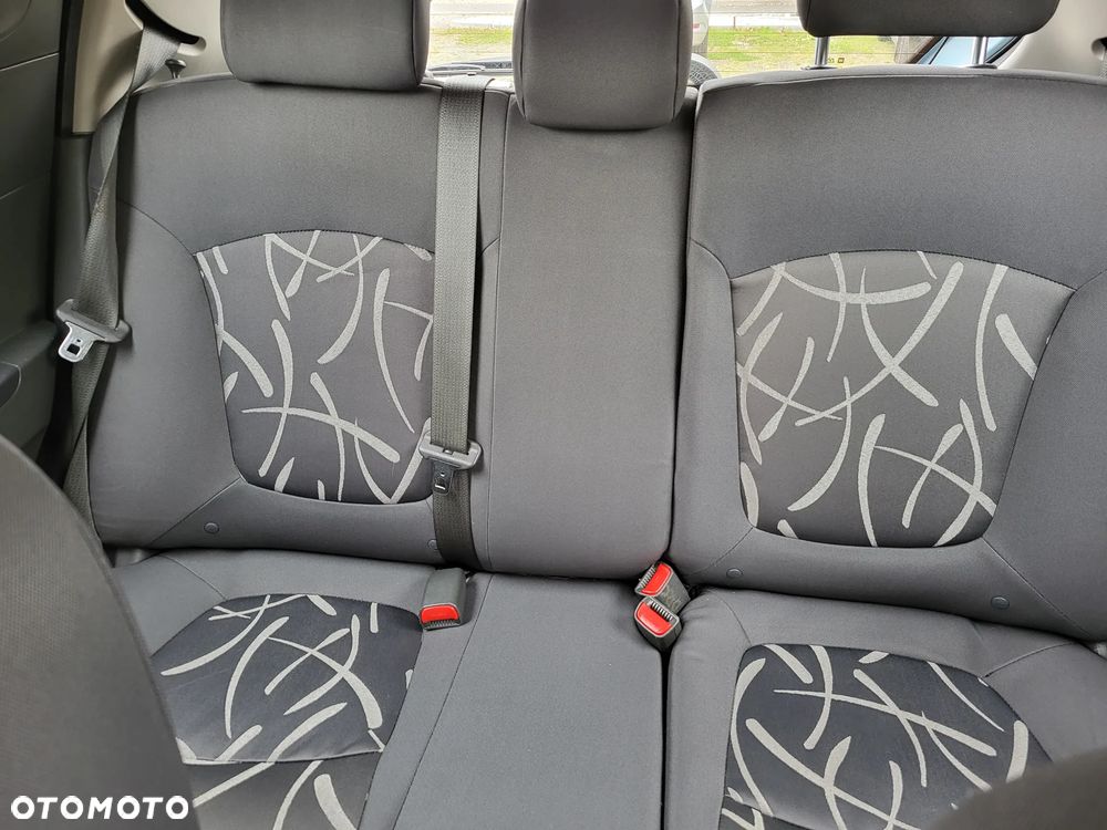 Chevrolet Spark - 18
