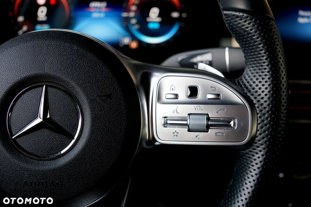Mercedes-Benz EQC 400 4-Matic Sport - 32