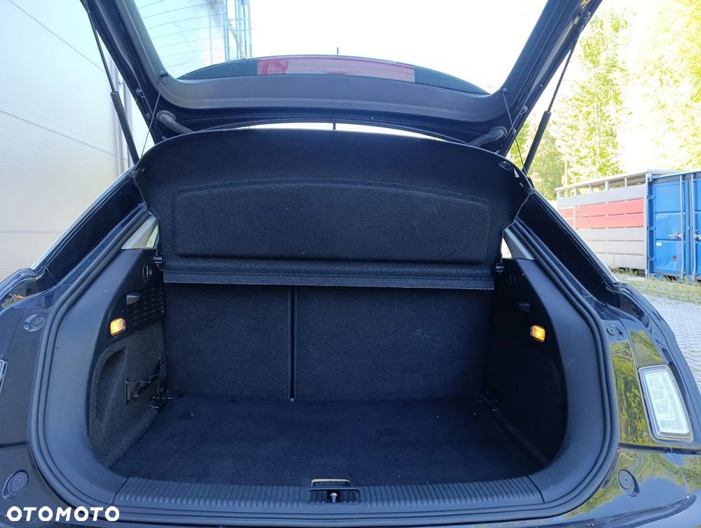 Audi A1 3-drzwiowe 1.4 TFSI 119g S tronic S line edition - 30