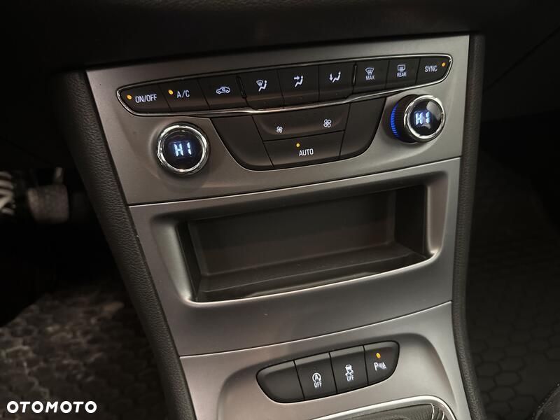 Opel Astra 1.5 CDTI Edition S&S - 16