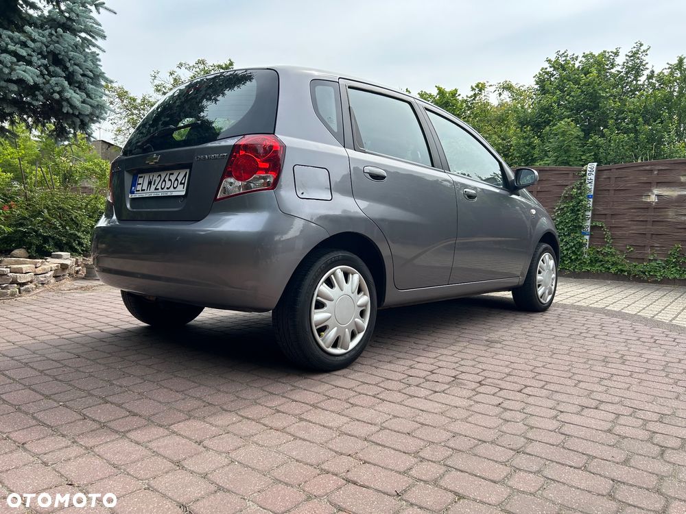 Chevrolet Kalos - 14