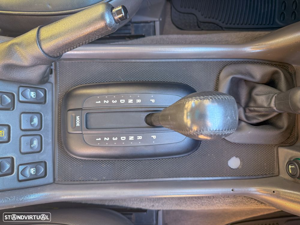 Land Rover Discovery - 21