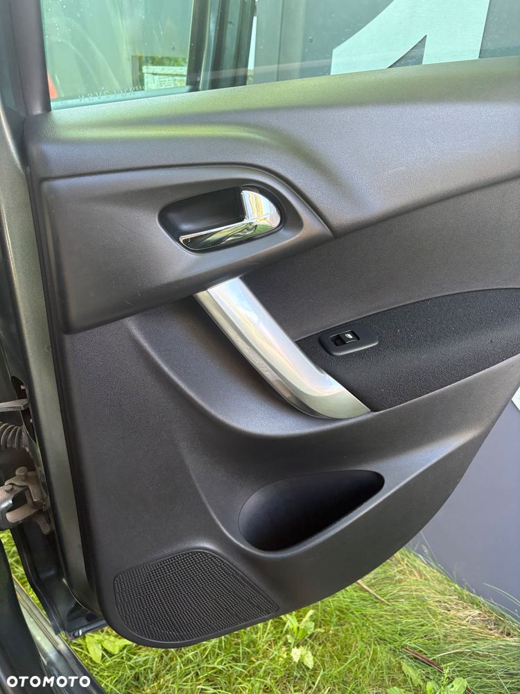 Citroën C3 1.6 e-HDi Exclusive - 15