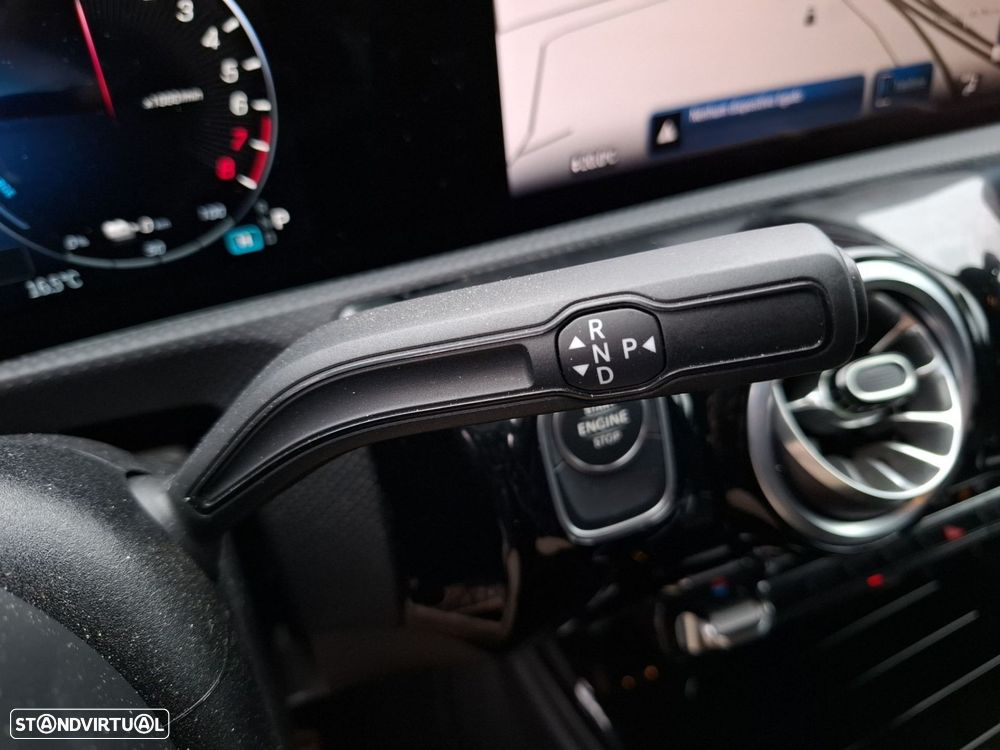 Mercedes-Benz A 250 e - 16