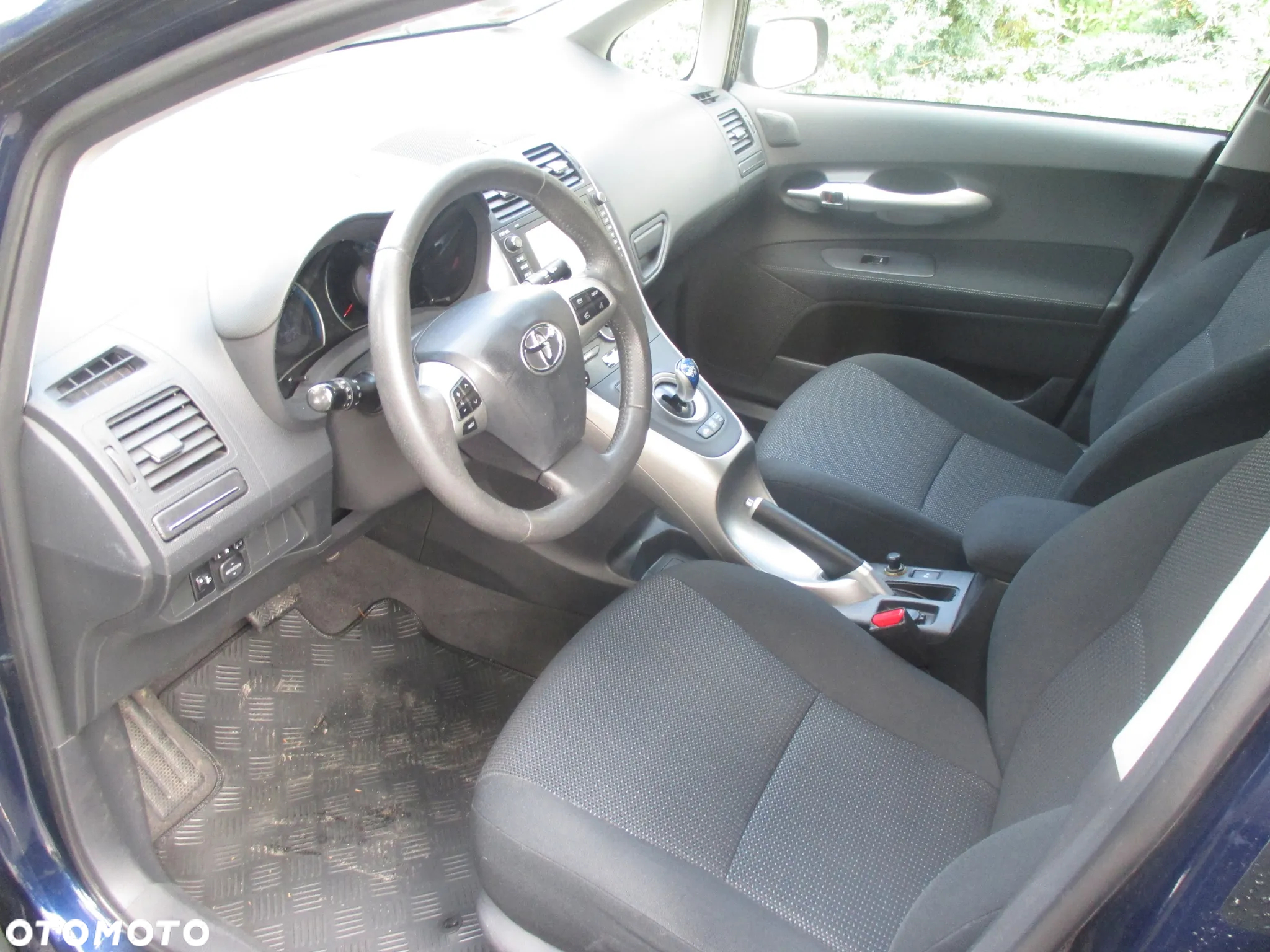 Toyota Auris 1.8 HSD Luna - 8