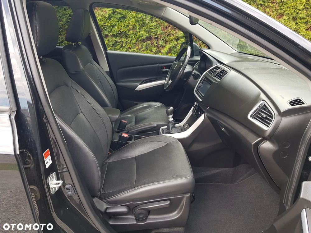 Suzuki SX4 S-Cross - 12