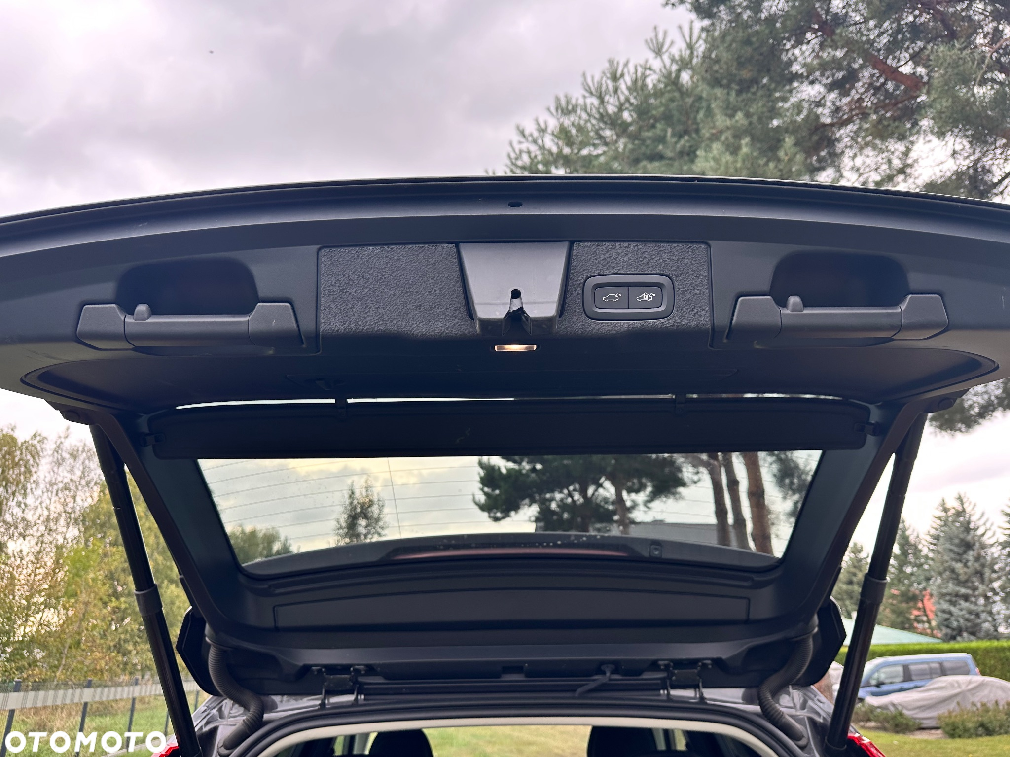 Volvo XC 60 T8 AWD Plug-In Hybrid Inscription Expression - 33