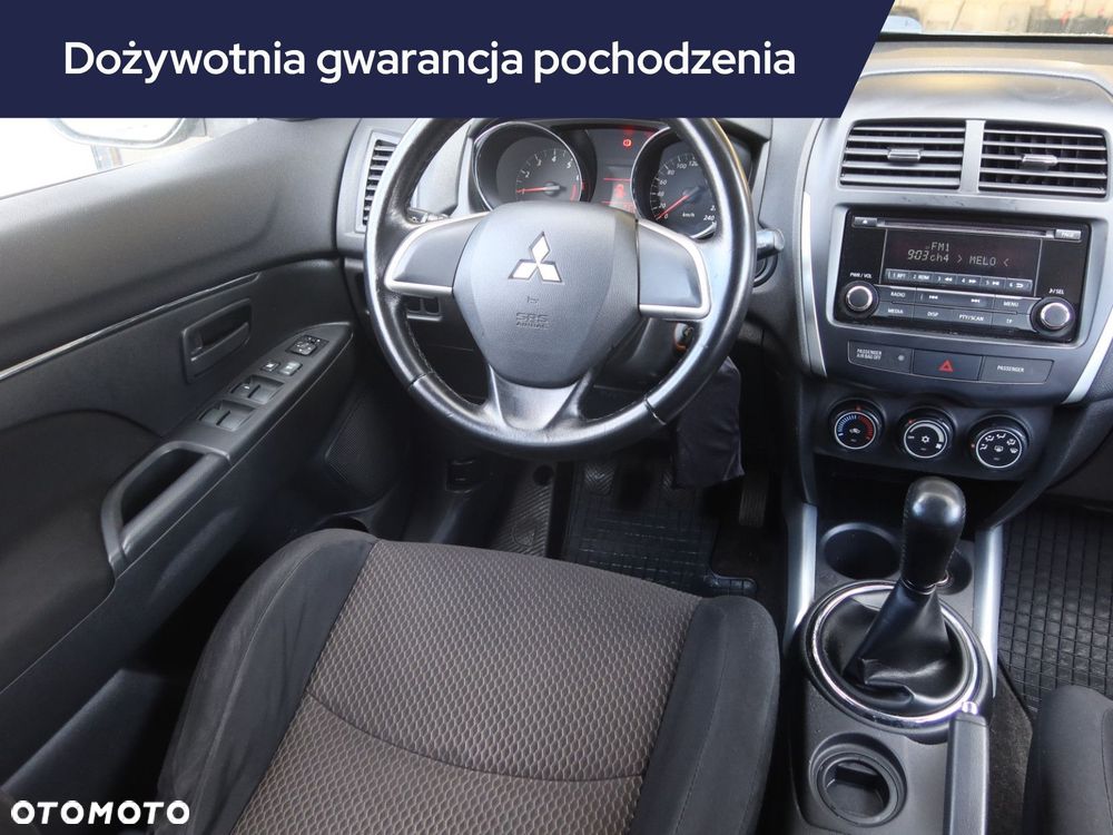 Mitsubishi ASX - 9