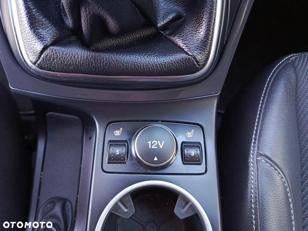 Ford Kuga 1.6 EcoBoost 2x4 Titanium - 19