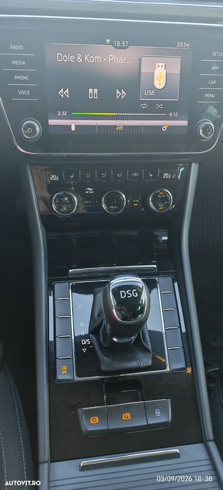 Skoda Superb 2.0 TDI DSG Ambition - 8