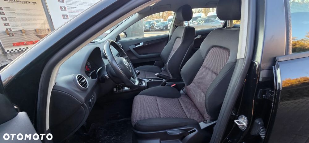 Audi A3 Sportback 2.0 TDI DPF Quattro Attraction - 29