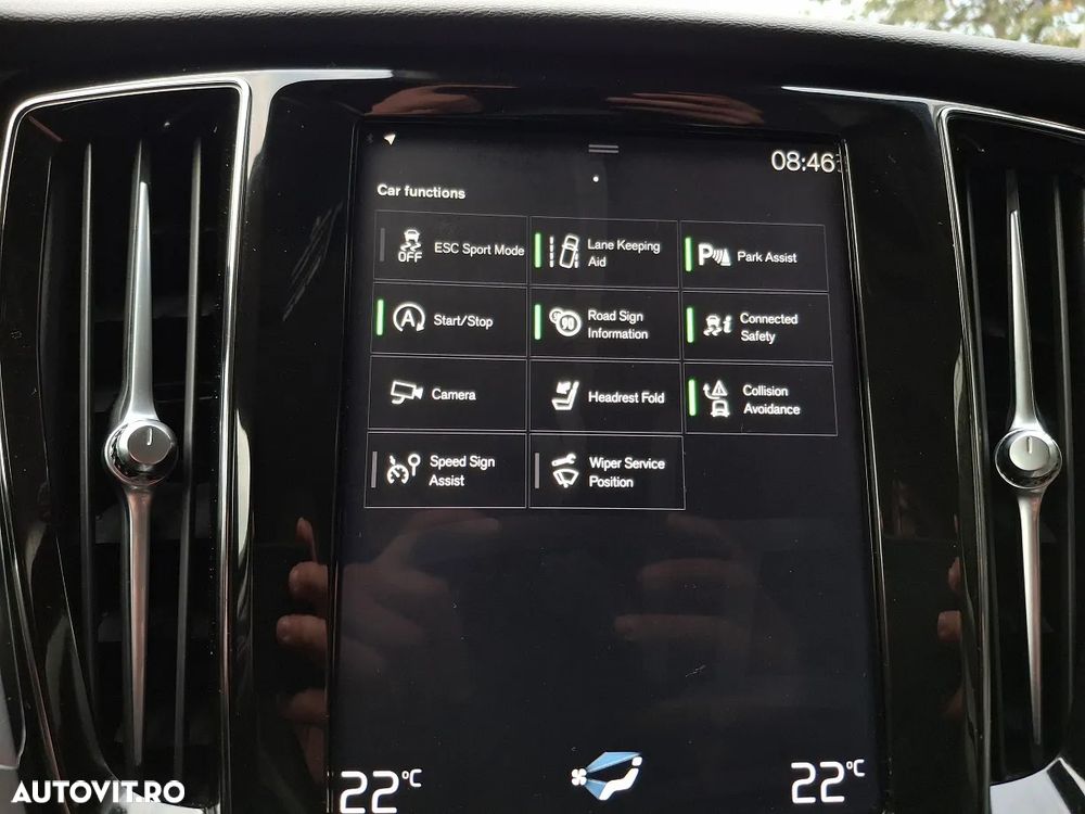 Volvo V60 D3 Momentum Pro - 16