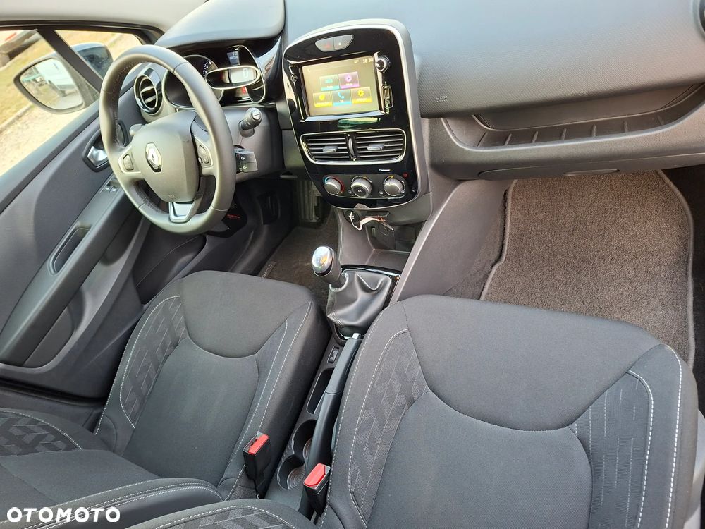 Renault Clio TCe 100 TomTom Edition - 20