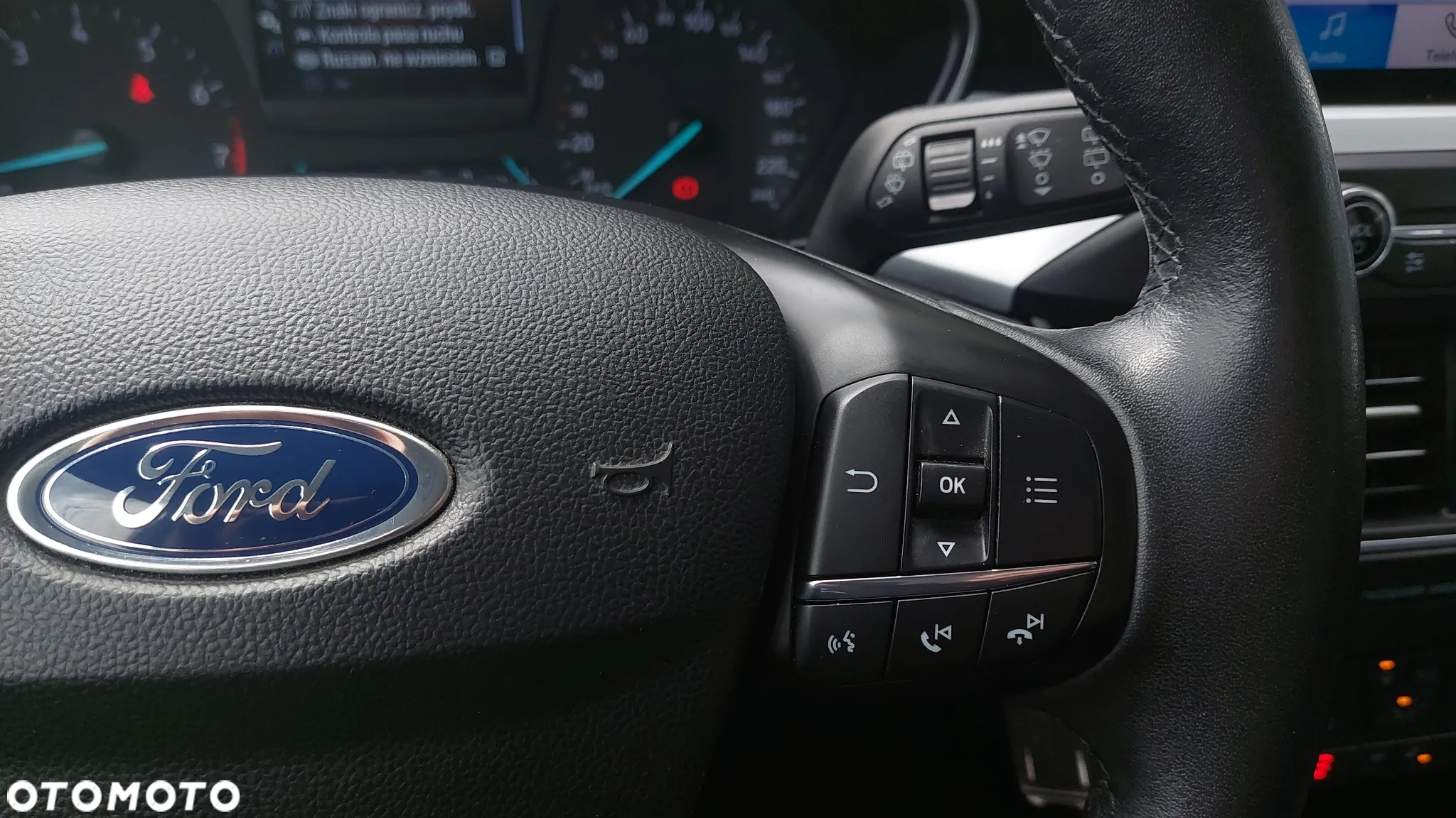 Ford Focus 1.0 EcoBoost Trend Edition - 23