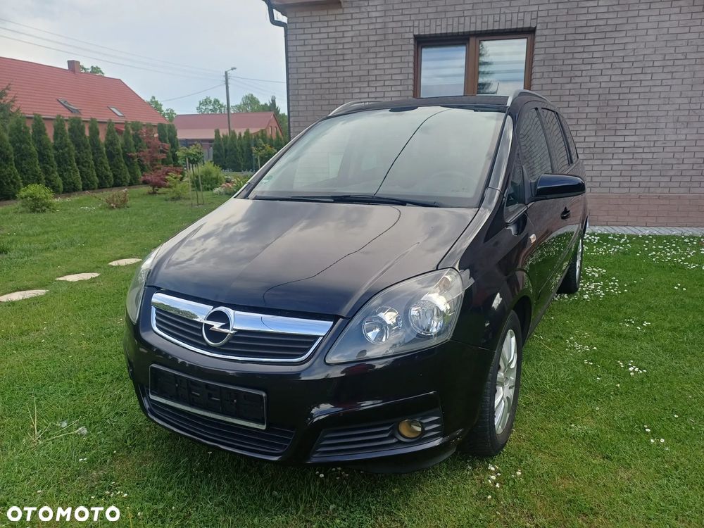 Opel Zafira - 15