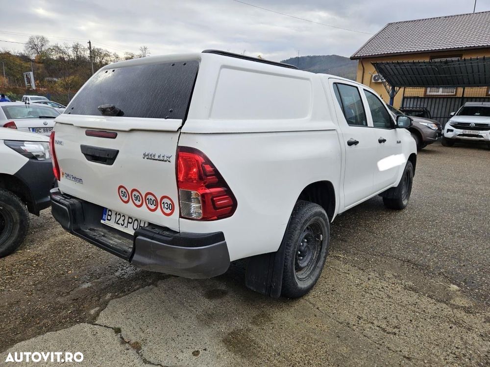 Toyota Hilux 4x4 Double Cab M/T Style - 16