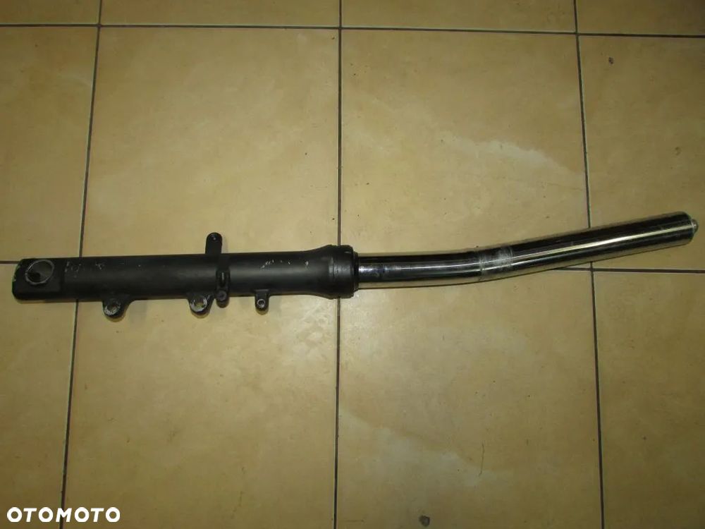 Yamaha TDM 900 laga goleń prawa - 2