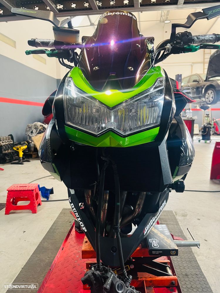 Kawasaki KZ1000 - 12