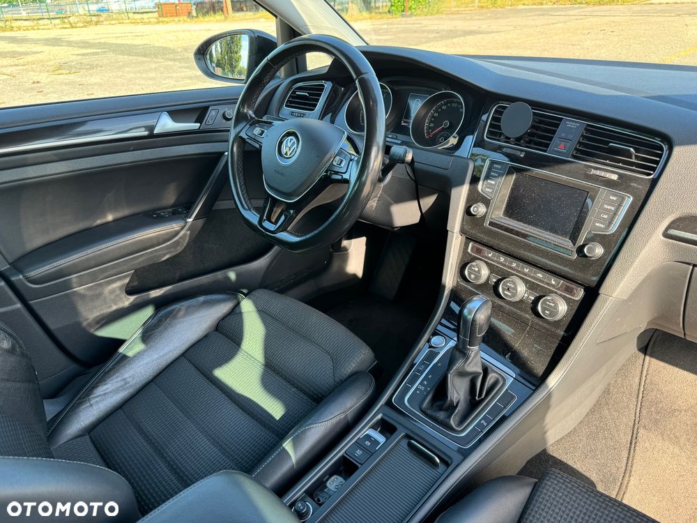 Volkswagen Golf 2.0 TDI BMT Highline DSG - 11