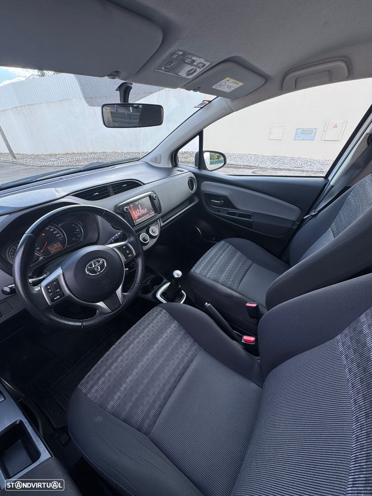 Toyota Yaris 1.0 VVT-i Comfort +PS Style +P.Techno - 16