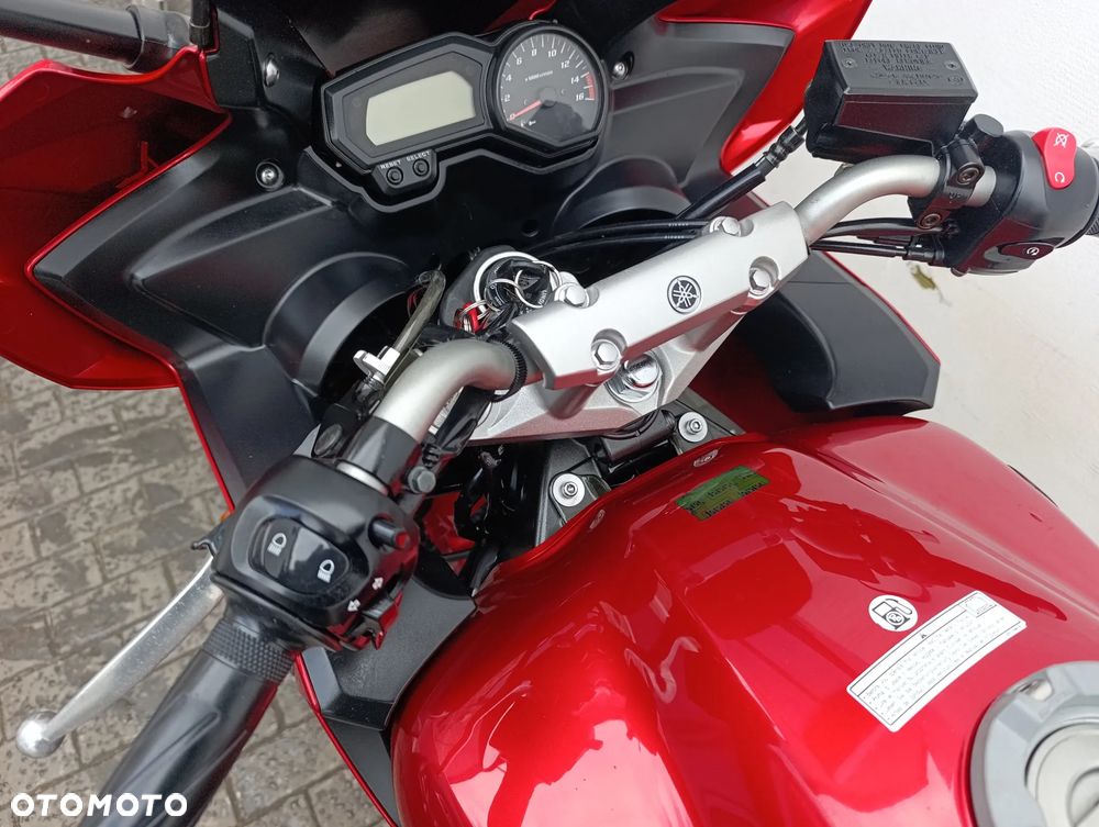 Yamaha FZ6 - 18