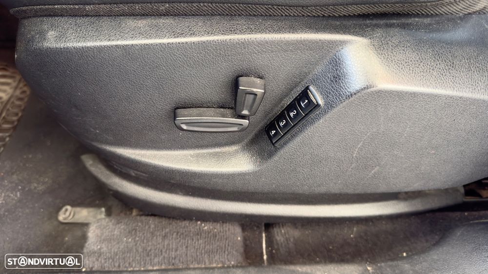 Ford S-Max 1.8 TDCi Titanium 7L - 8