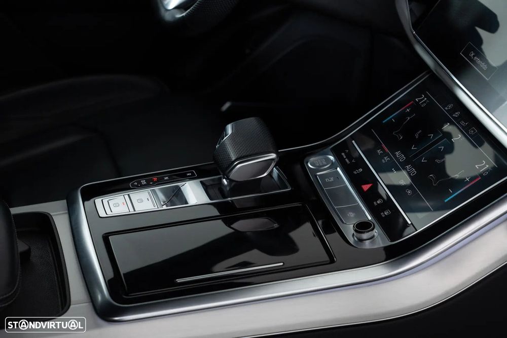 Audi Q8 50 TDI quattro Tiptronic - 26