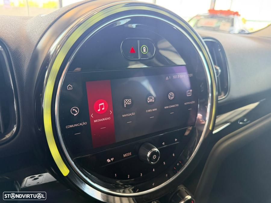 MINI Countryman Cooper SE ALL4 Auto - 13
