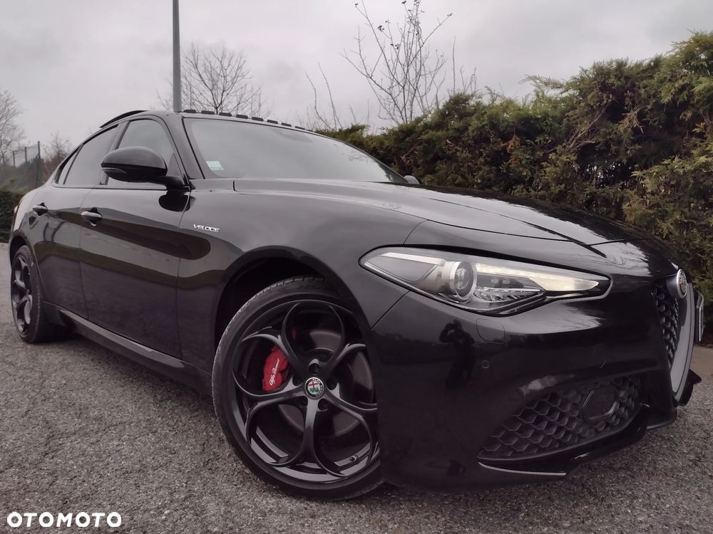 Alfa Romeo Giulia 2.0 Turbo 16V AT8-Q4 Veloce - 1