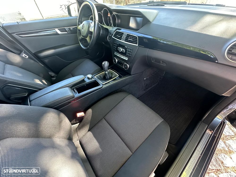 Mercedes-Benz C 220 CDi Elegance BE 124g - 42